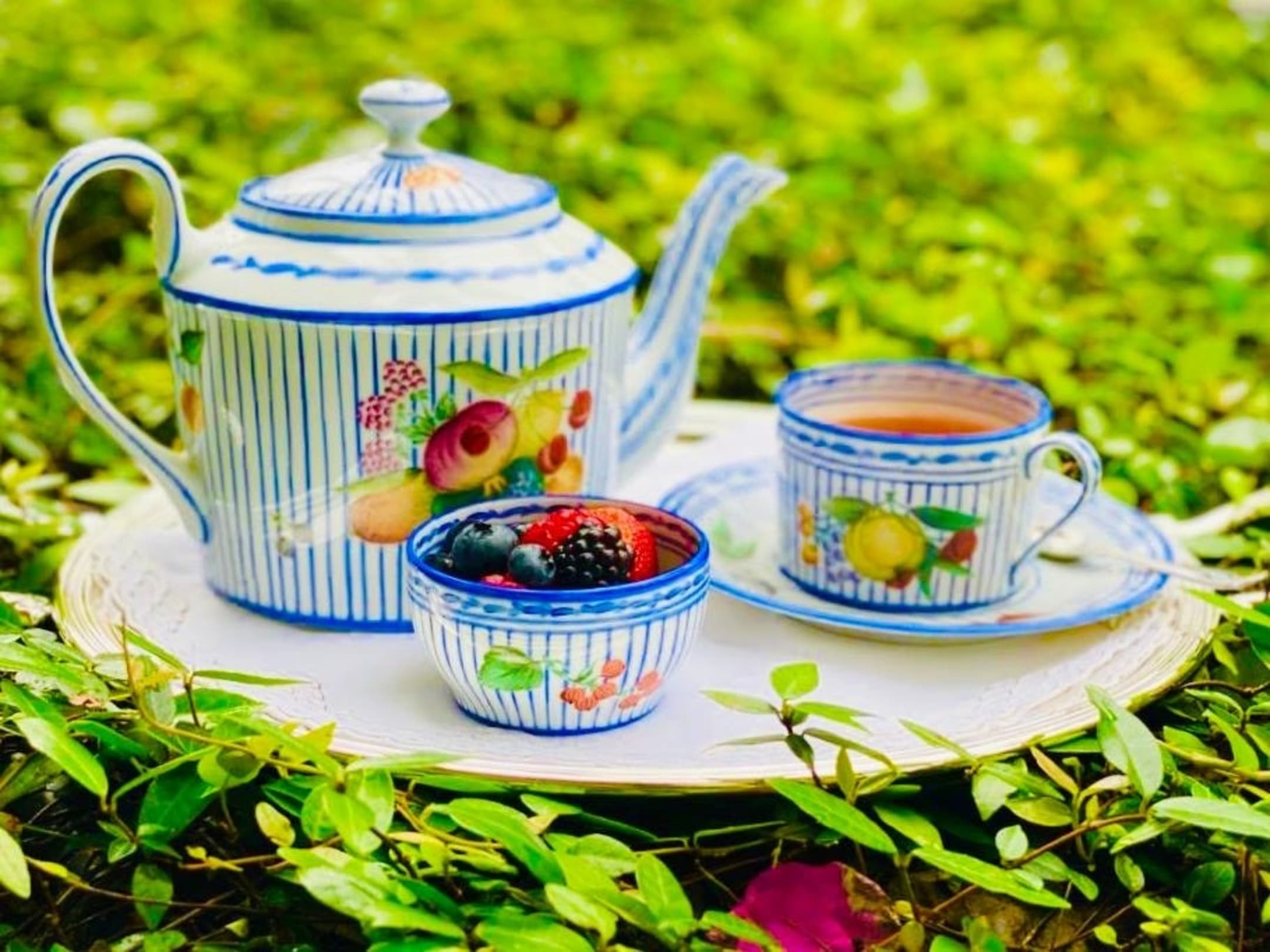 Tab - Alberto Pinto - Potager Blue - Main