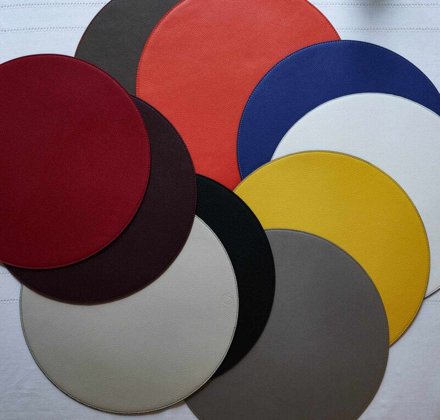 Tab - Von Gern Home - Round Reversibles Placemats
