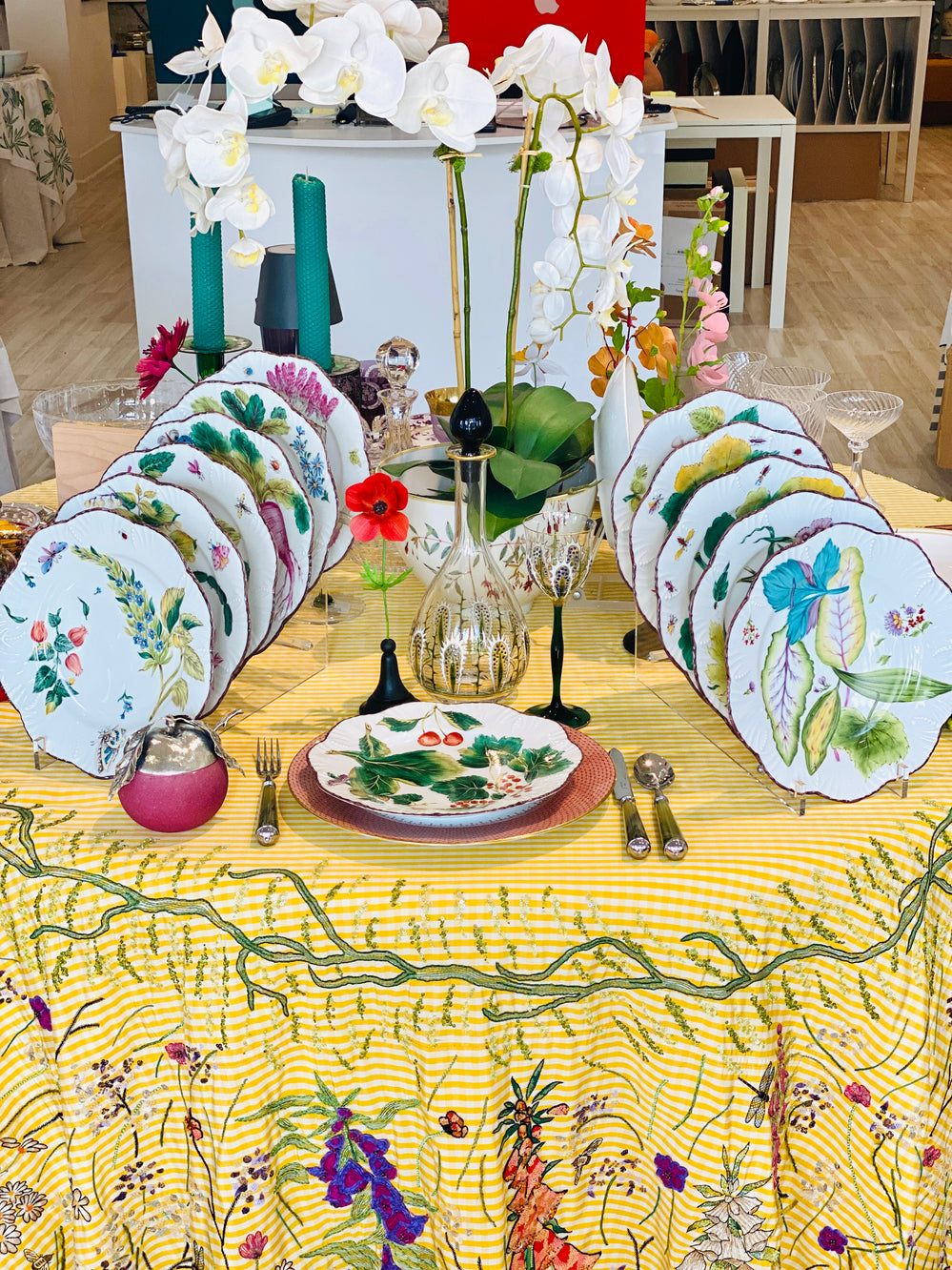 Discover Lalique's Timeless Craftsmanship at Mary Mahoney – Mary