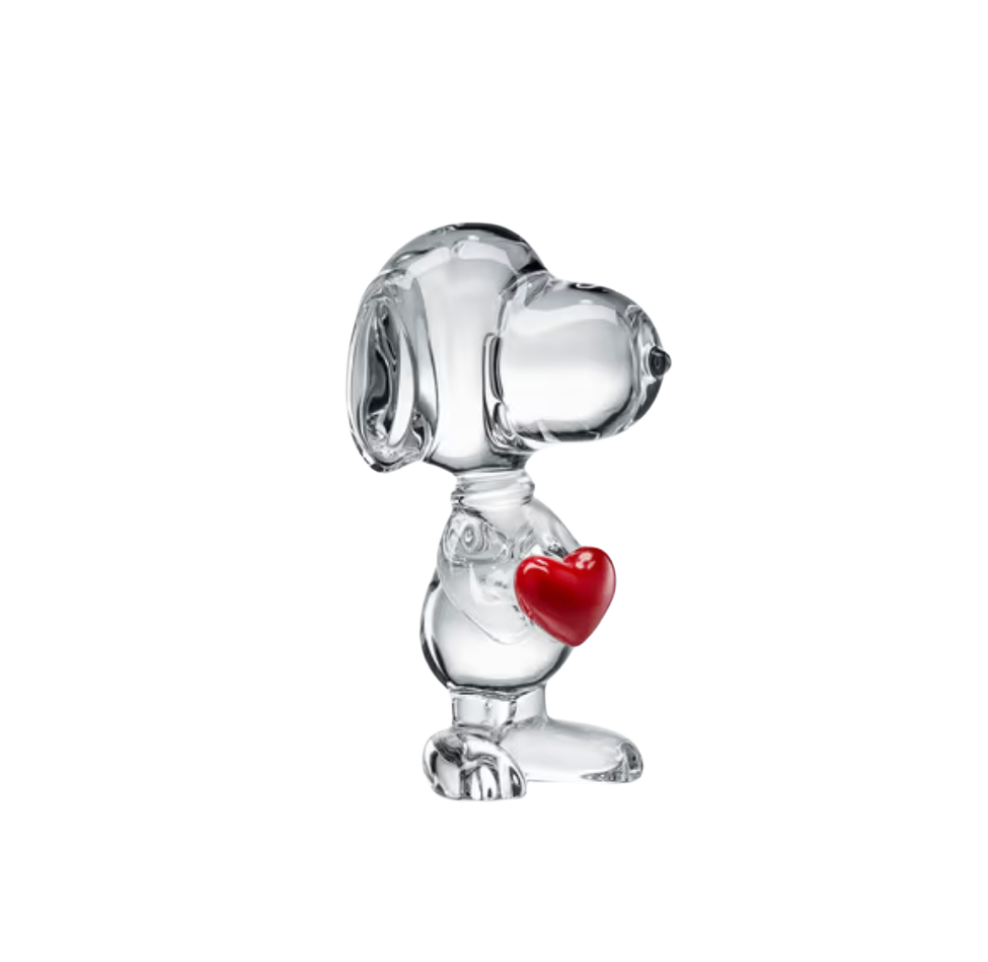 Baccarat Snoopy Holding Heart – Mary Mahoney Baccarat Snoopy Holding Heart – Mary Mahoney