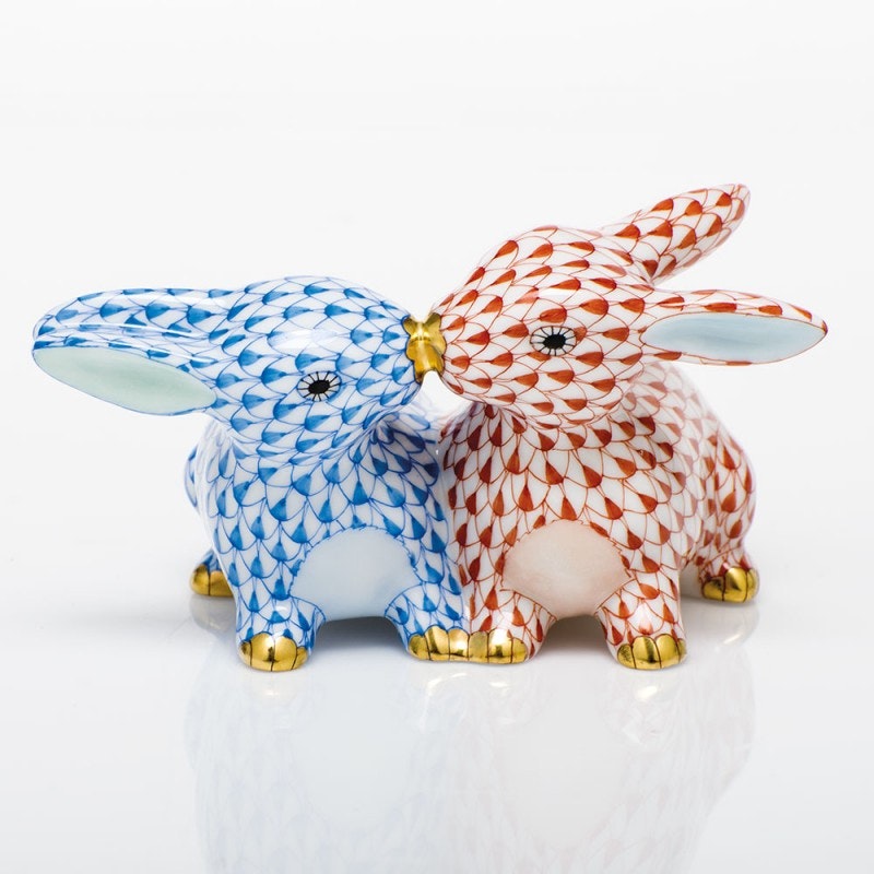Herend Kissing Bunnies – Mary Mahoney